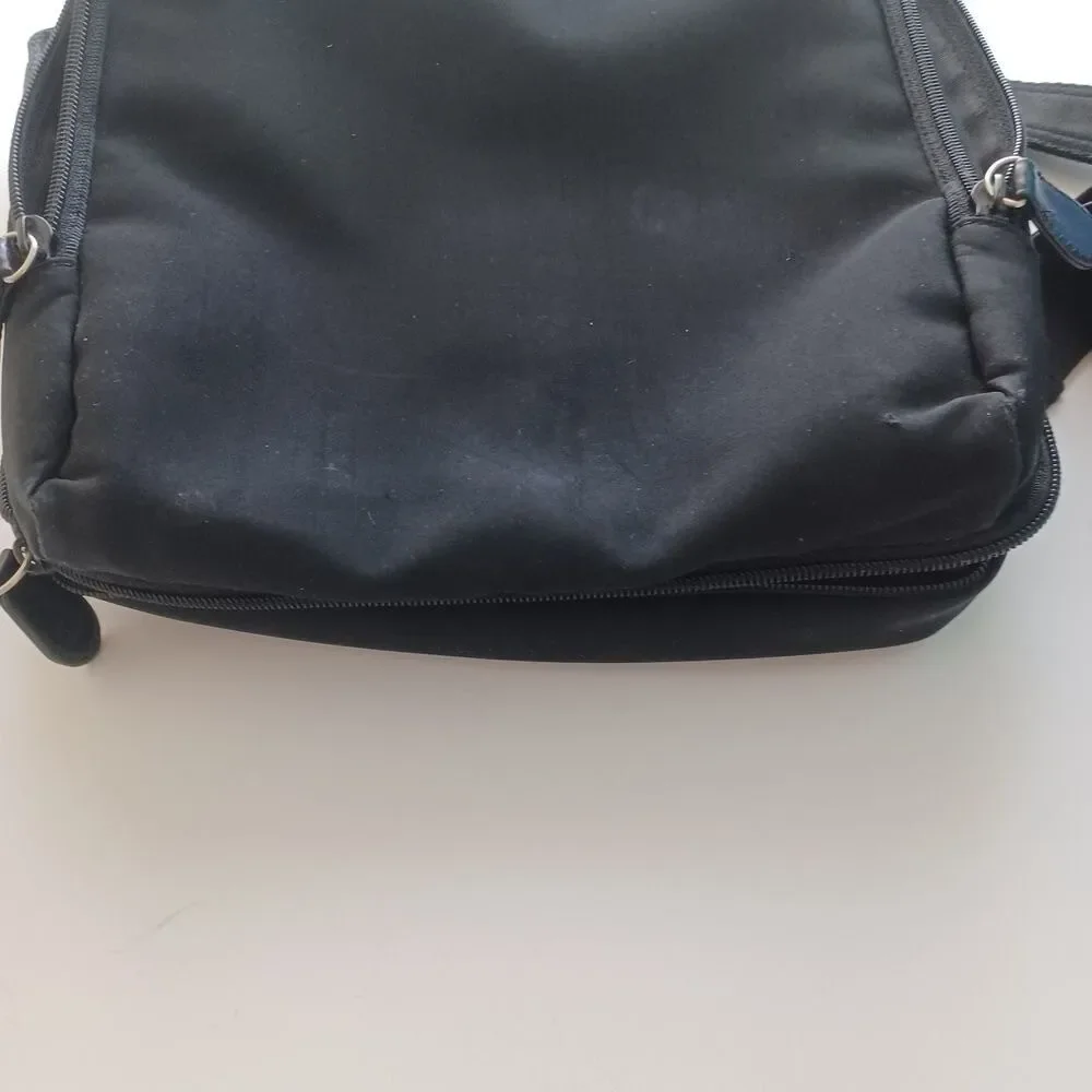 HOBO International Backpack Vtg 90s Y2K Grunge Nylon Black‎ Adjustable Straps